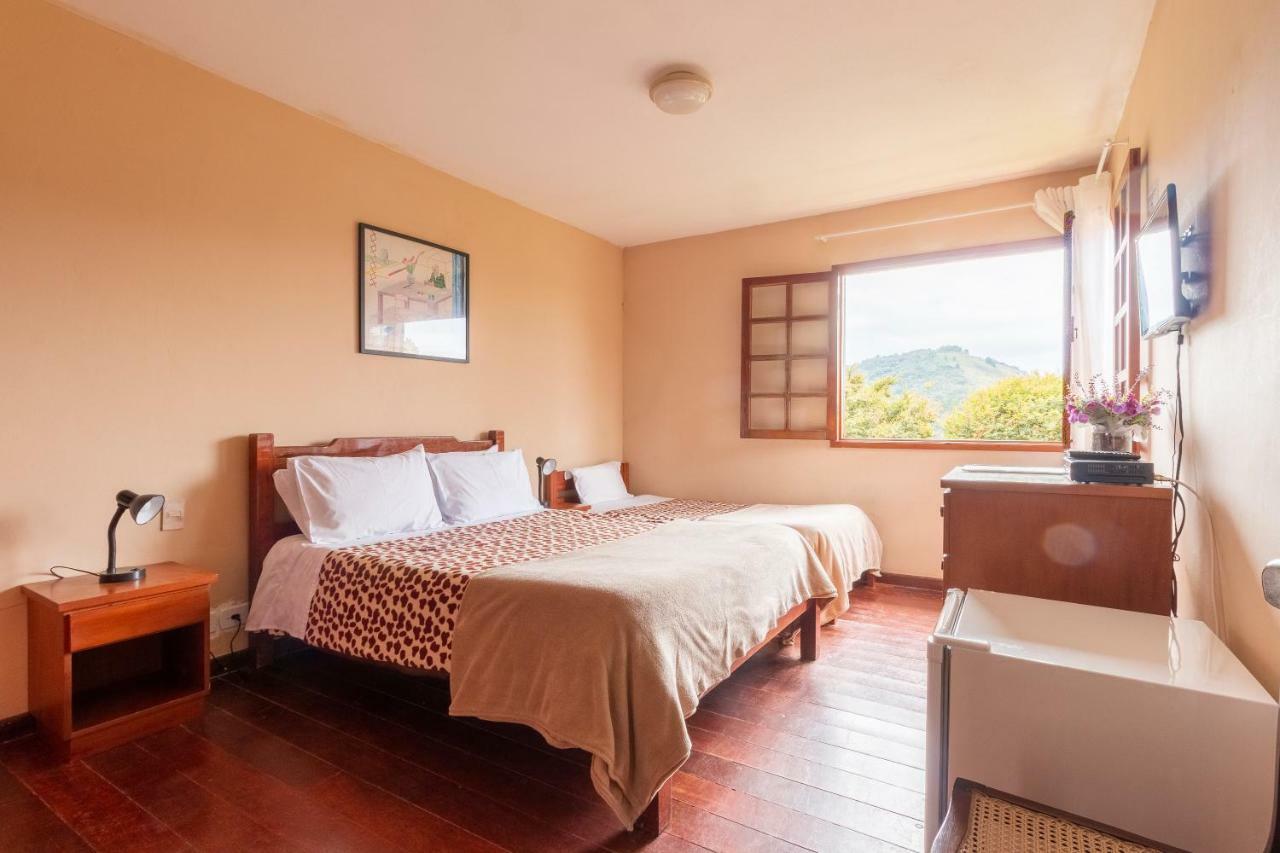 Sonho Verde Guest House Campos do Jordão Екстериор снимка
